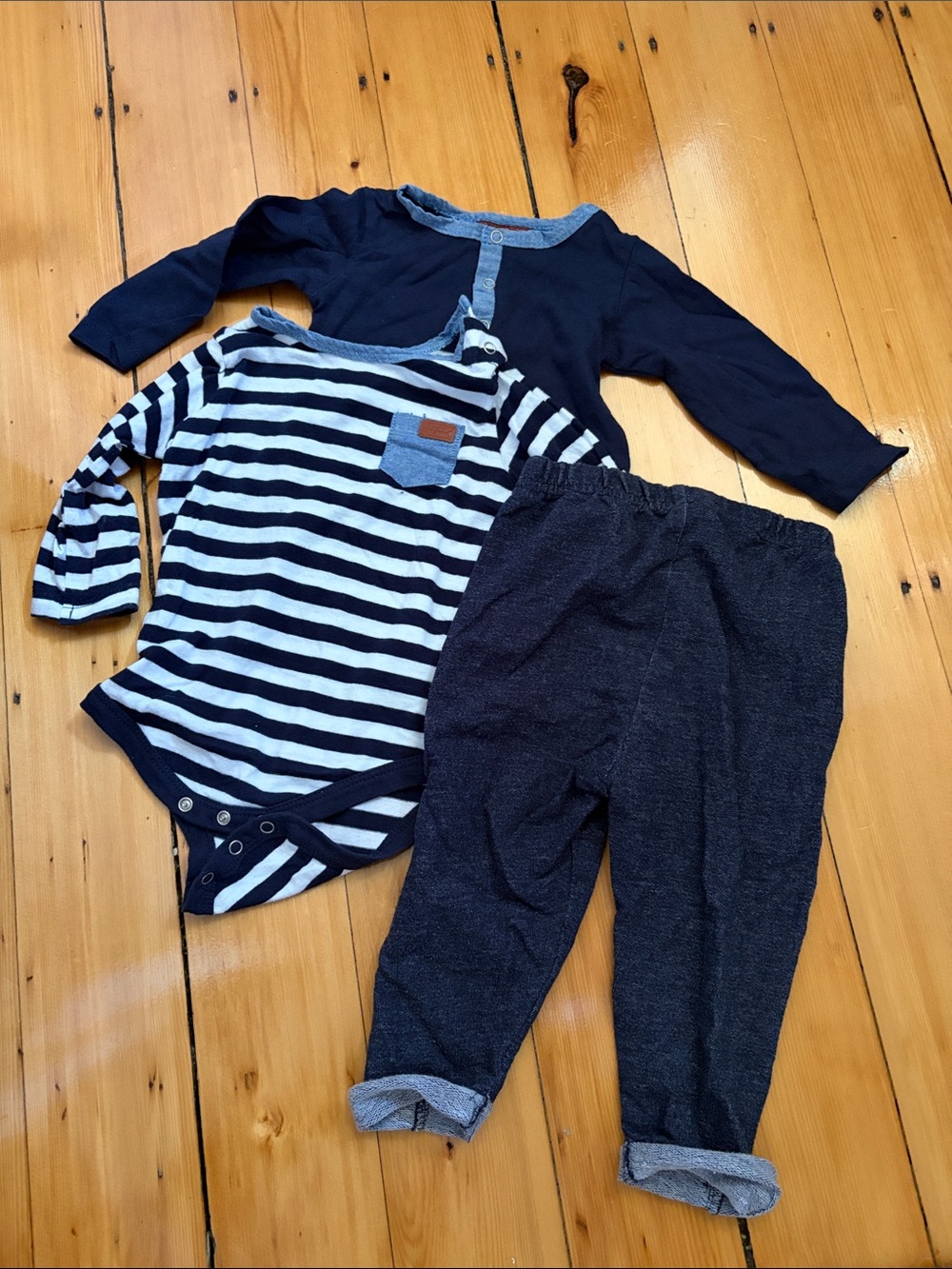 7 For All Mankind 3-6M Striped Baby outfit set